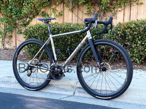 Planet X Hurricane ficha tecnica 